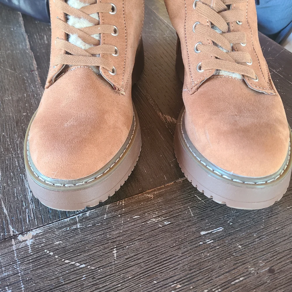 Madden Girl Kymber Ankle Boots Caramel Side Zip Faux Fur Boots Size 8.5